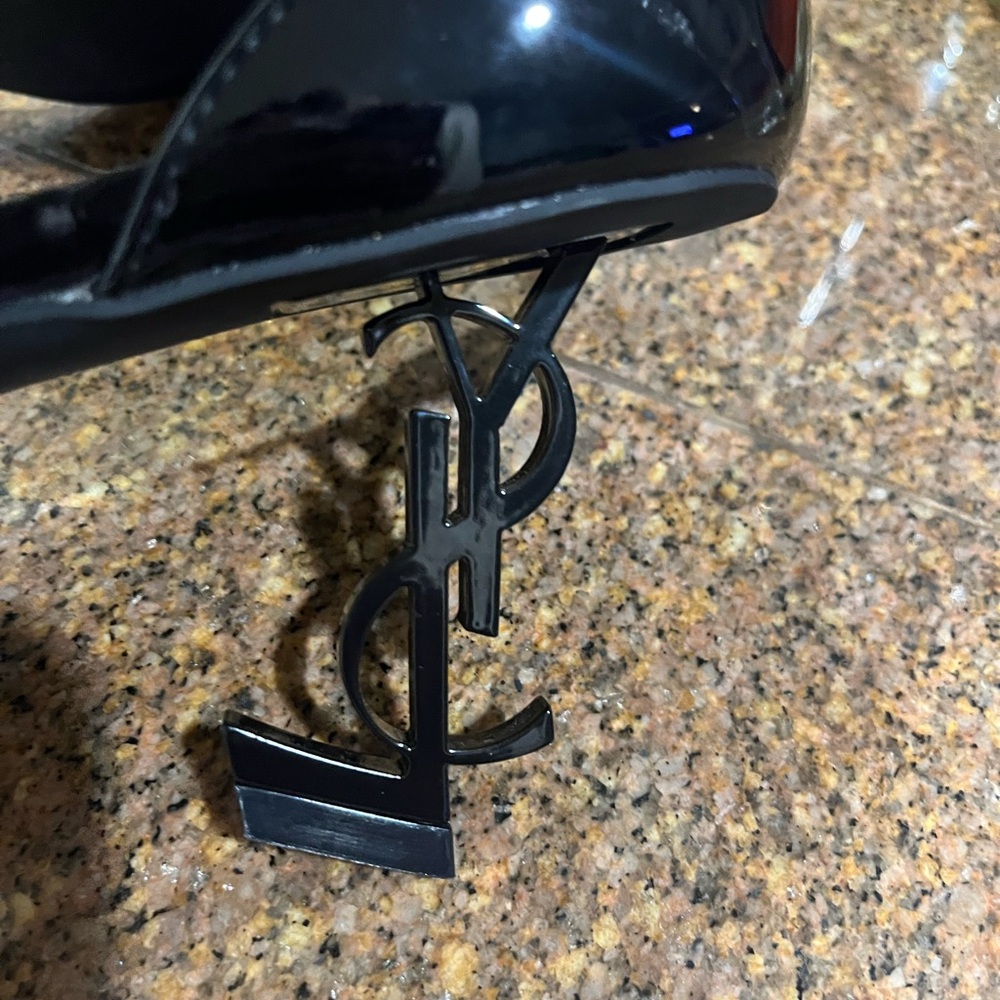 Saint Laurent Black Patent Leather Heels - Picture 7 of 10